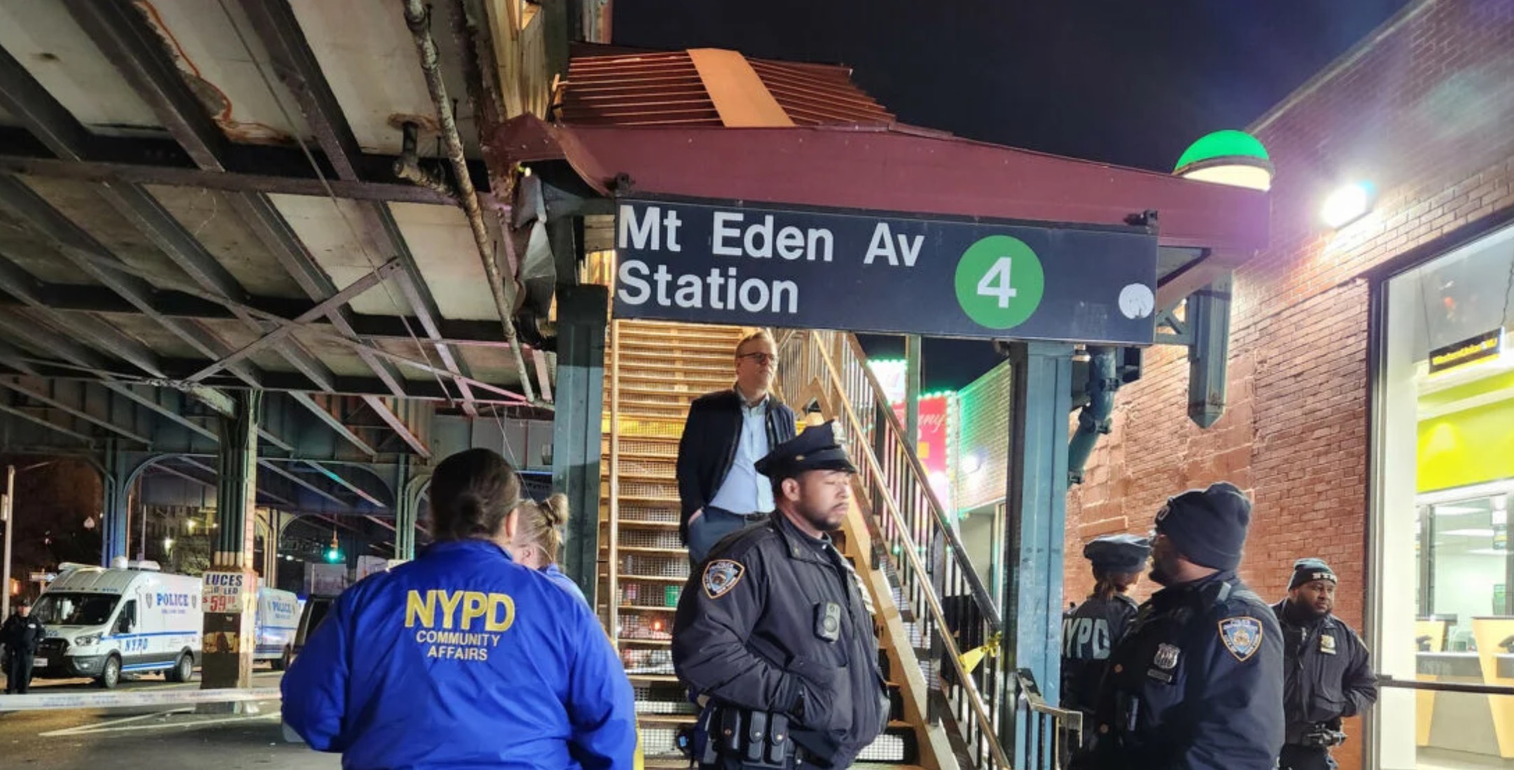 Σοκάρει η ένοπλη επίθεση στο μετρό της Νέας Υόρκης: Ένας νεκρός και 5 τραυματίες!